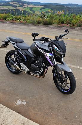 YAMAHA FZ25 FAZER CONNECTED ABS YAMAHA FZ25 FAZER CONNECTED ABS